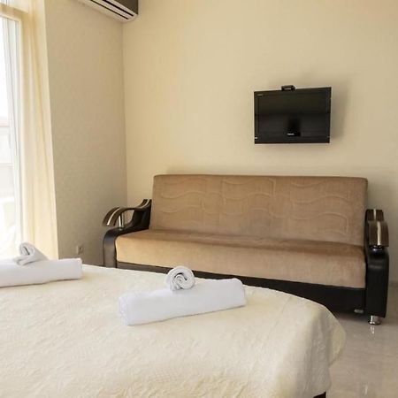 Apartment Orbi Lux Батуми Экстерьер фото